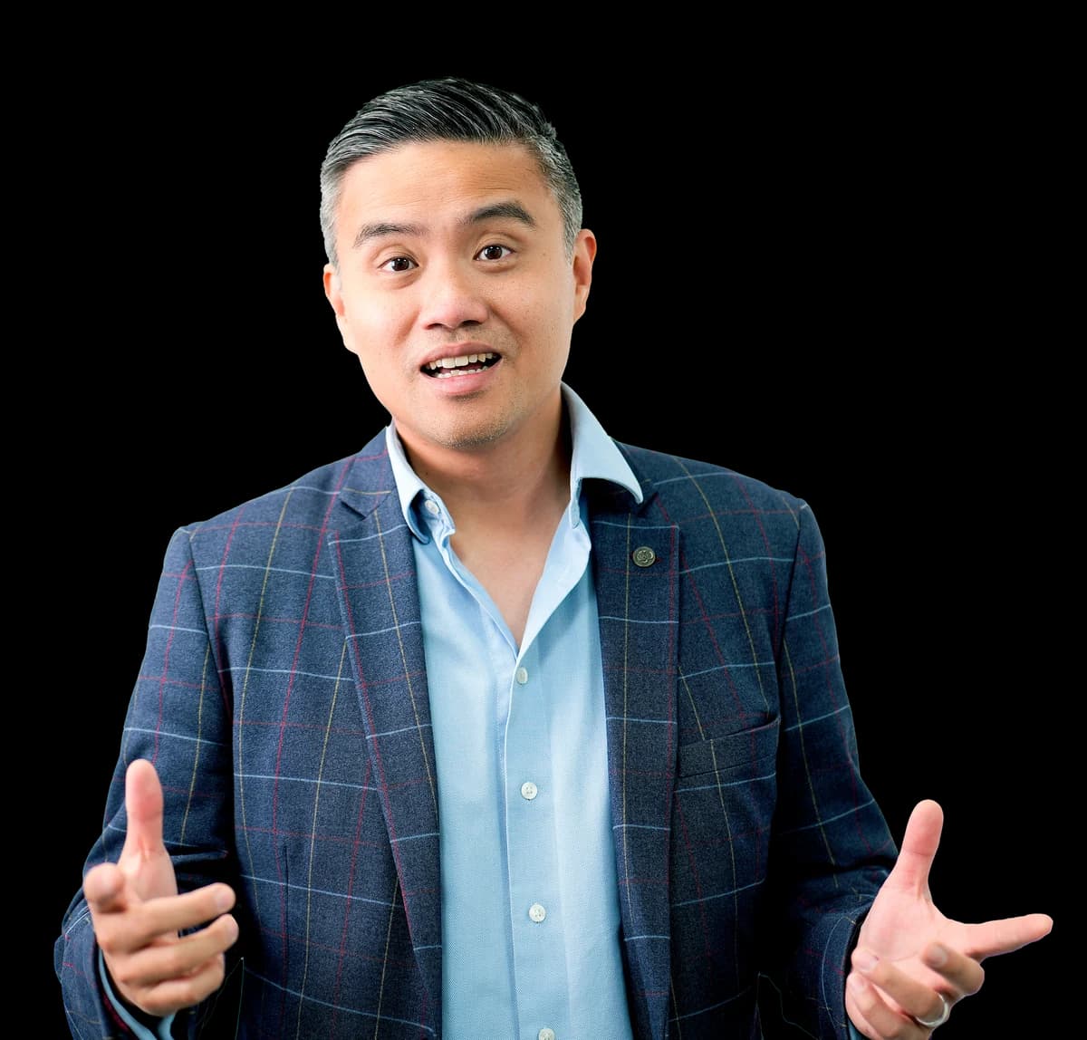 Professor Paul Lee, consultant orthopaedic surgeon
